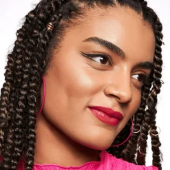 Blush^essence BLUSH crush! 10 - Caramel Latte