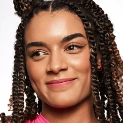 Mascara^essence call me Queen dramatische mascara met kunstwimpereffect