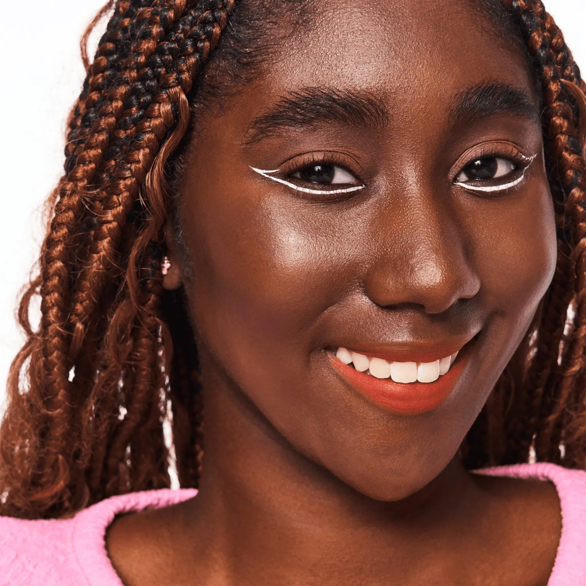 Eyeliner En Oogpotloden^essence COLOUR IT! vloeibare eyeliner 02 - White