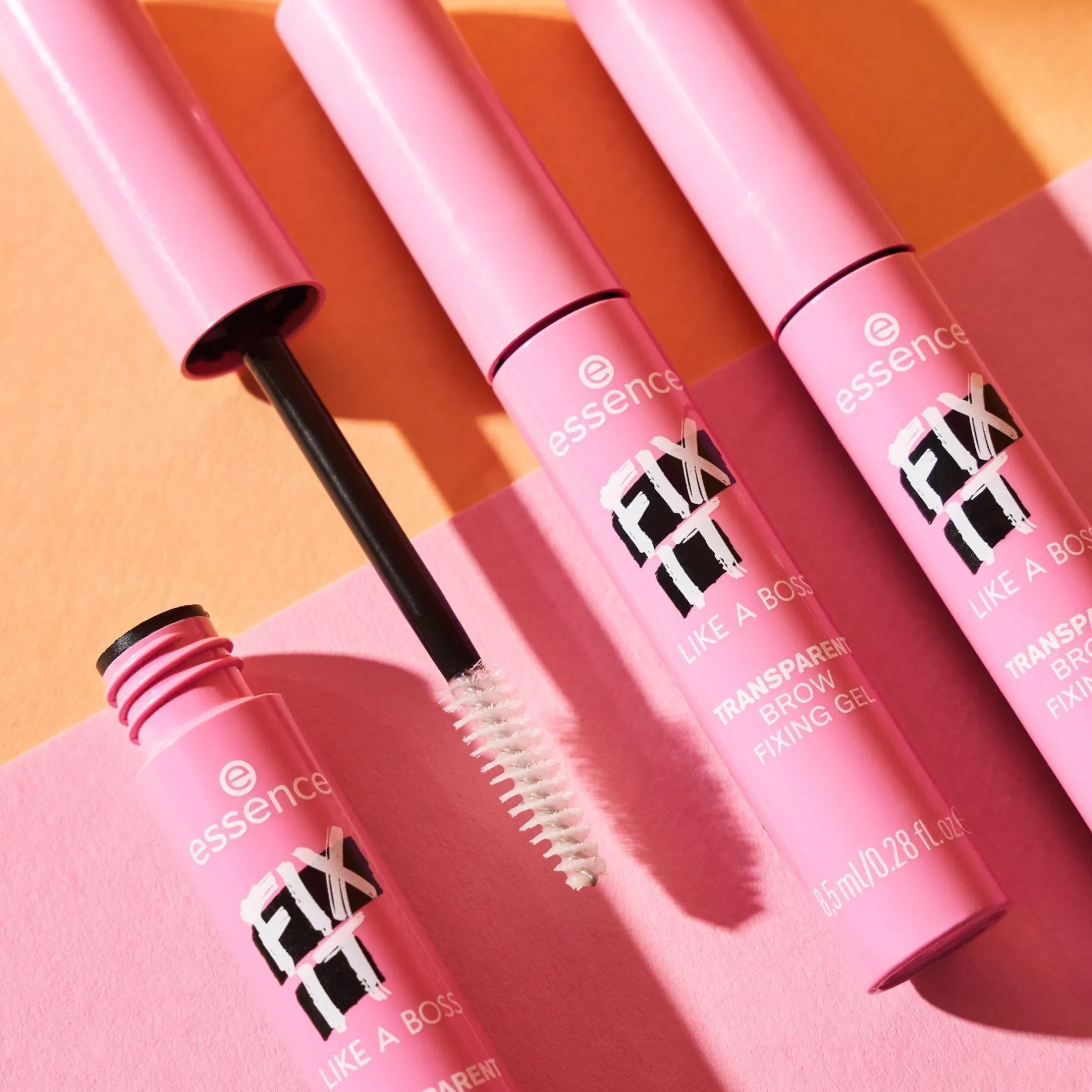 Wenkbrauwen^essence FIX IT LIKE A BOSS TRANSPARENT BROW FIXING GEL
