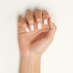Nagellak^essence gel nail colour 03 - icing ON THE CAKE
