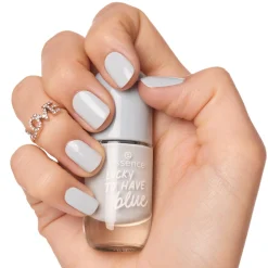 Nagellak^essence gel nail colour 39 - LUCKY TO HAVE blue