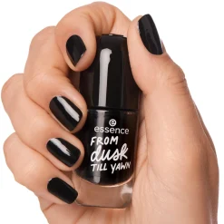 Nagellak^essence gel nail colour 46 - FROM dusk TILL YAWN