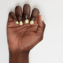 Nagellak^essence gel nail colour 49 - SAVE WATER, DRINK lime