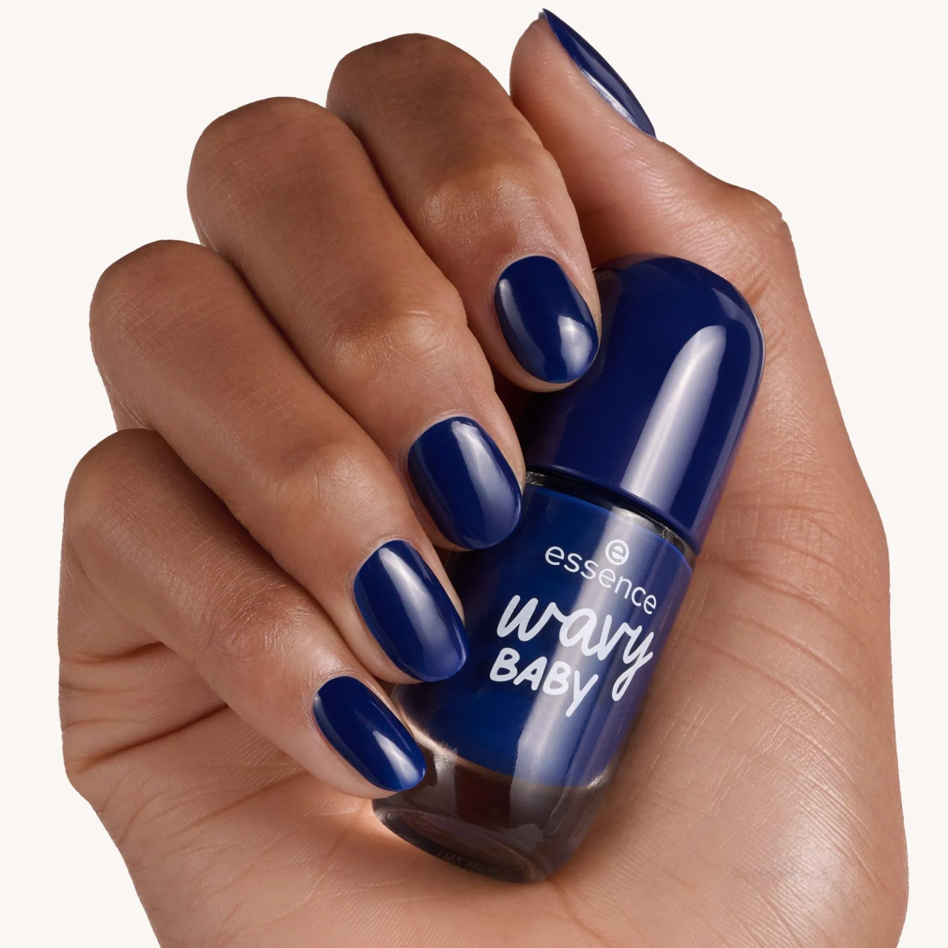 Nagellak^essence gel nail colour 61 - wavy BABY