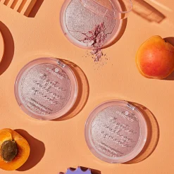 Highlighter^essence got a crush on apricots gebakken highlighter