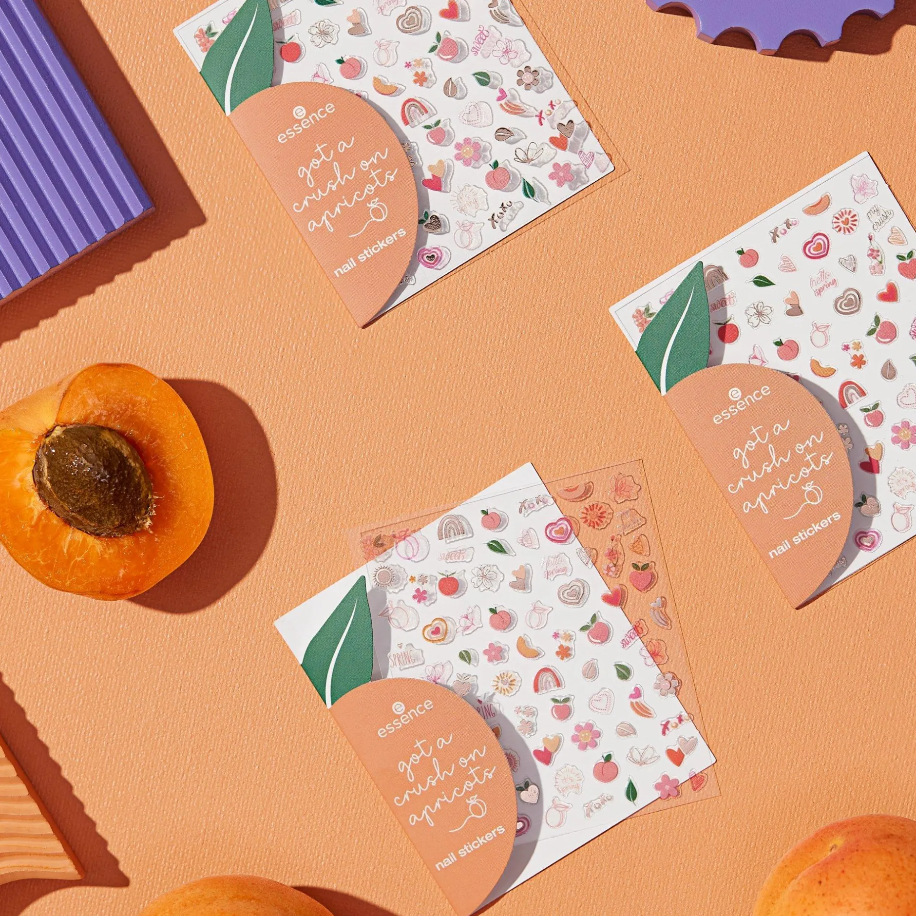 Nail Art^essence got a crush on apricots nagelstickers