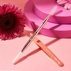 Accessoires^essence Hello Kitty styler voor wimpers en wenkbrauwen