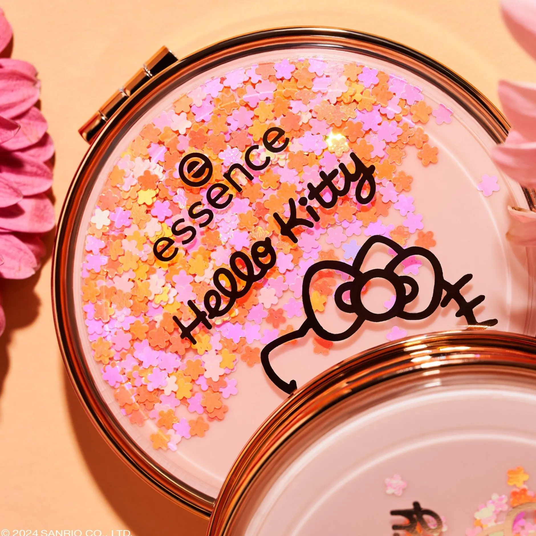 Accessoires^essence Hello Kitty zakspiegeltje