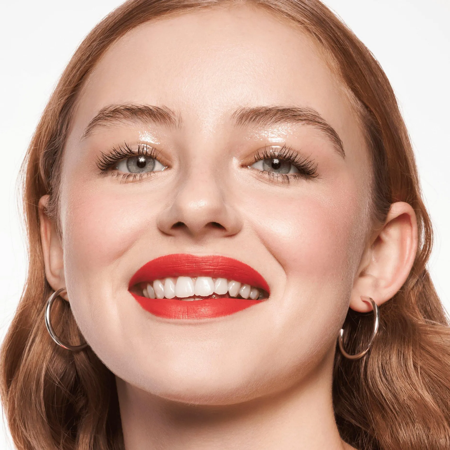 Lipliner^essence 8h MATTE comfort lipliner 09 - Fiery Red