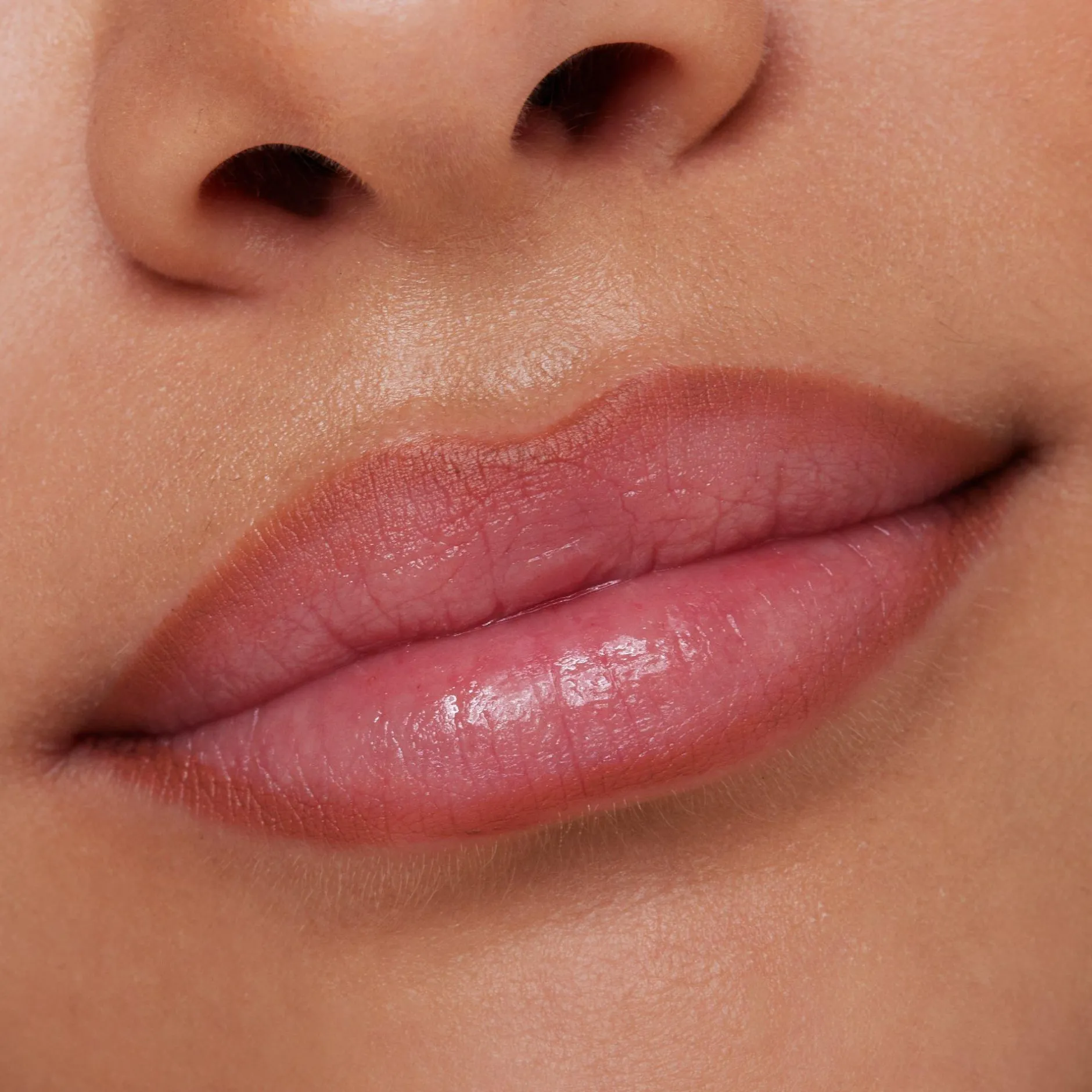 Lipliner^essence 8h MATTE comfort lipliner 01 - Cinnamon Spice