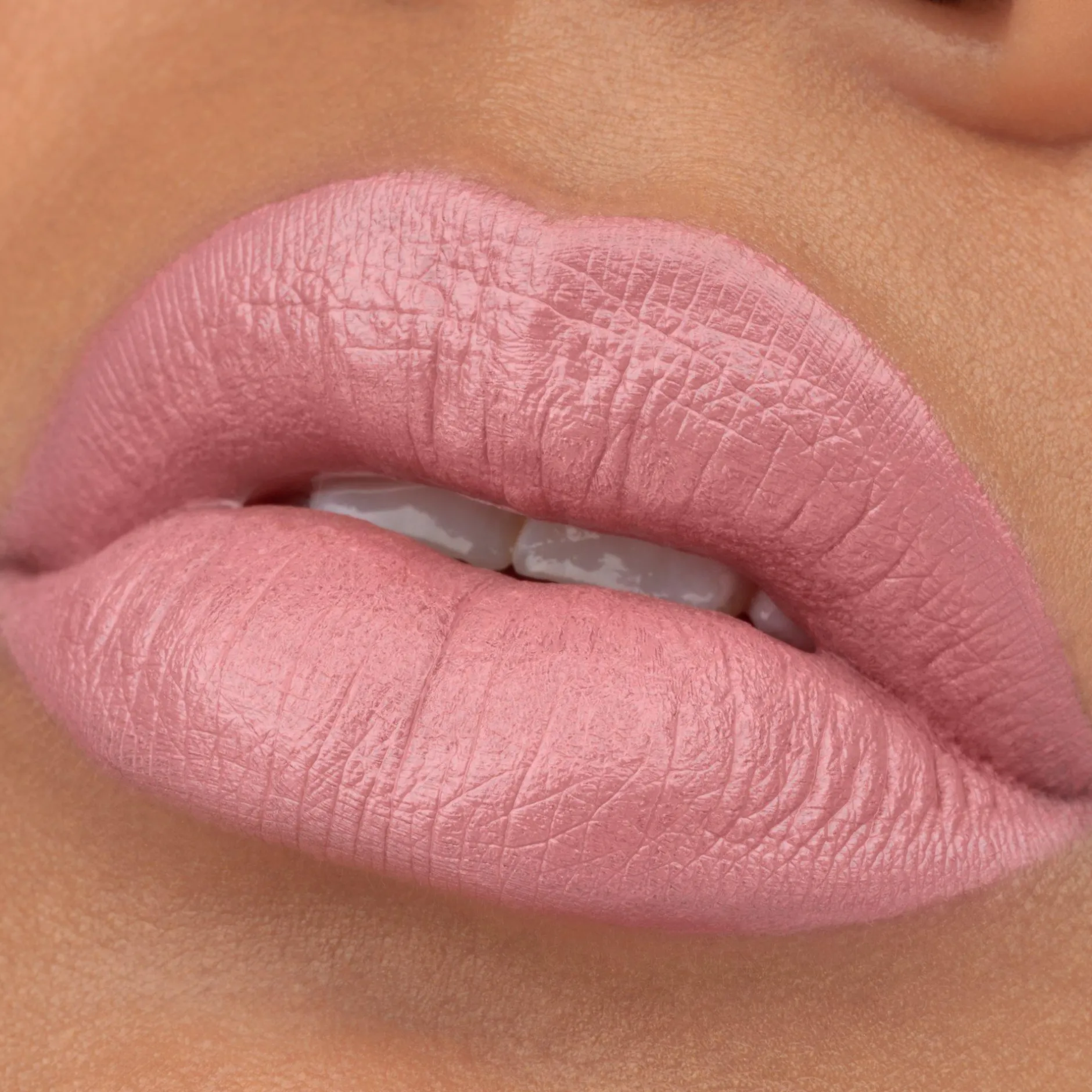 Lipstick^essence hydra MATTE lipstick 410 - NUDE MOOD