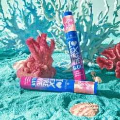 Mascara^essence live LIFE in CORAL I LOVE EXTREME BLUE crazy volume mascara