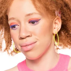Oogschaduw^essence Matte vloeibare oogschaduw 03 - Peach Pop