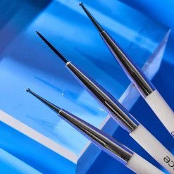 Kwasten En Tools^essence NAIL ART duo-ontwerper
