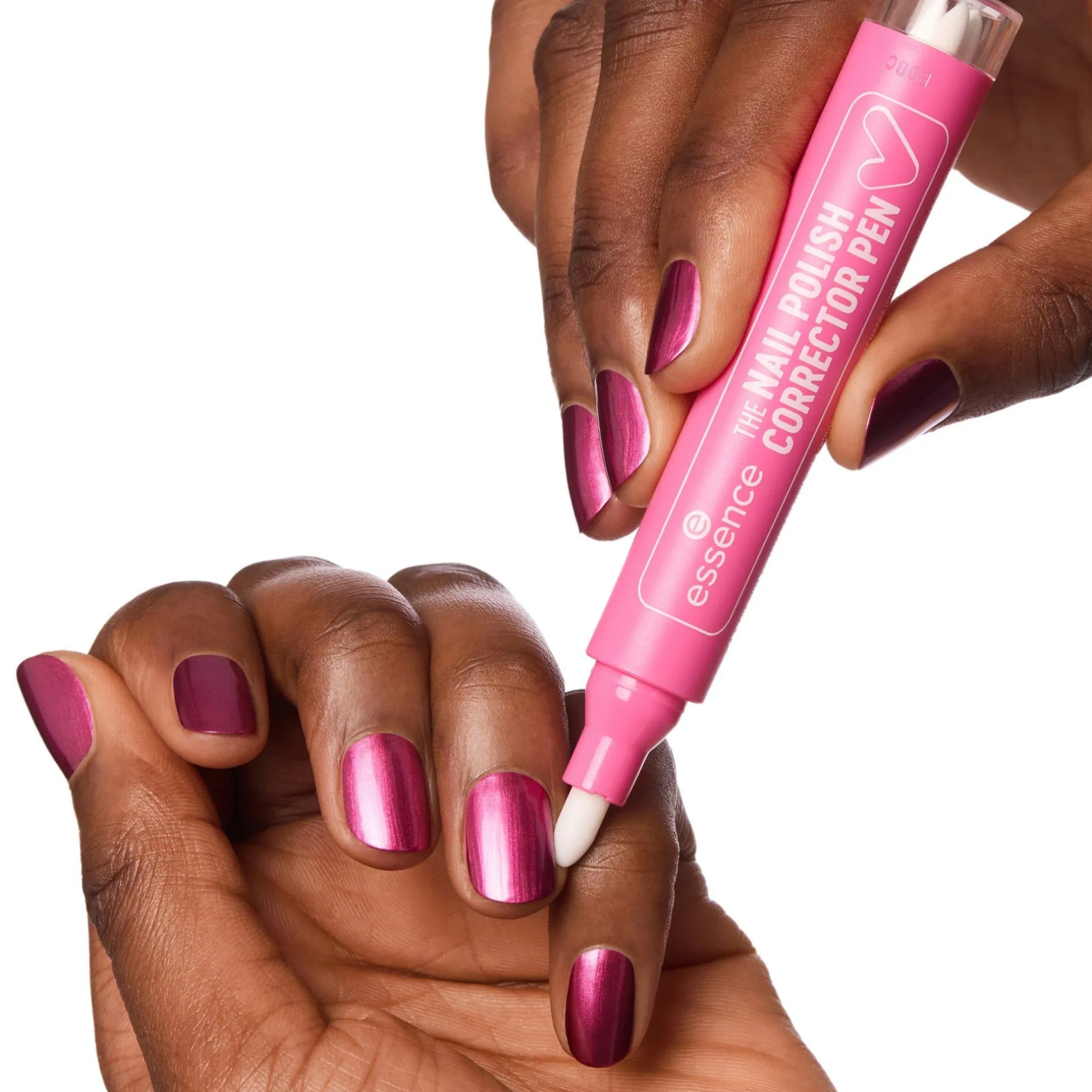 Nagelverzorging^essence NAIL POLISH CORRECTOR PEN