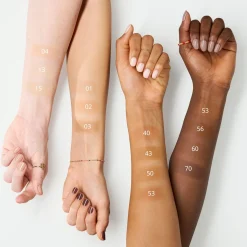 Foundation^essence NATUURLIJKE MATTE MOUSSE FOUNDATION 02 -