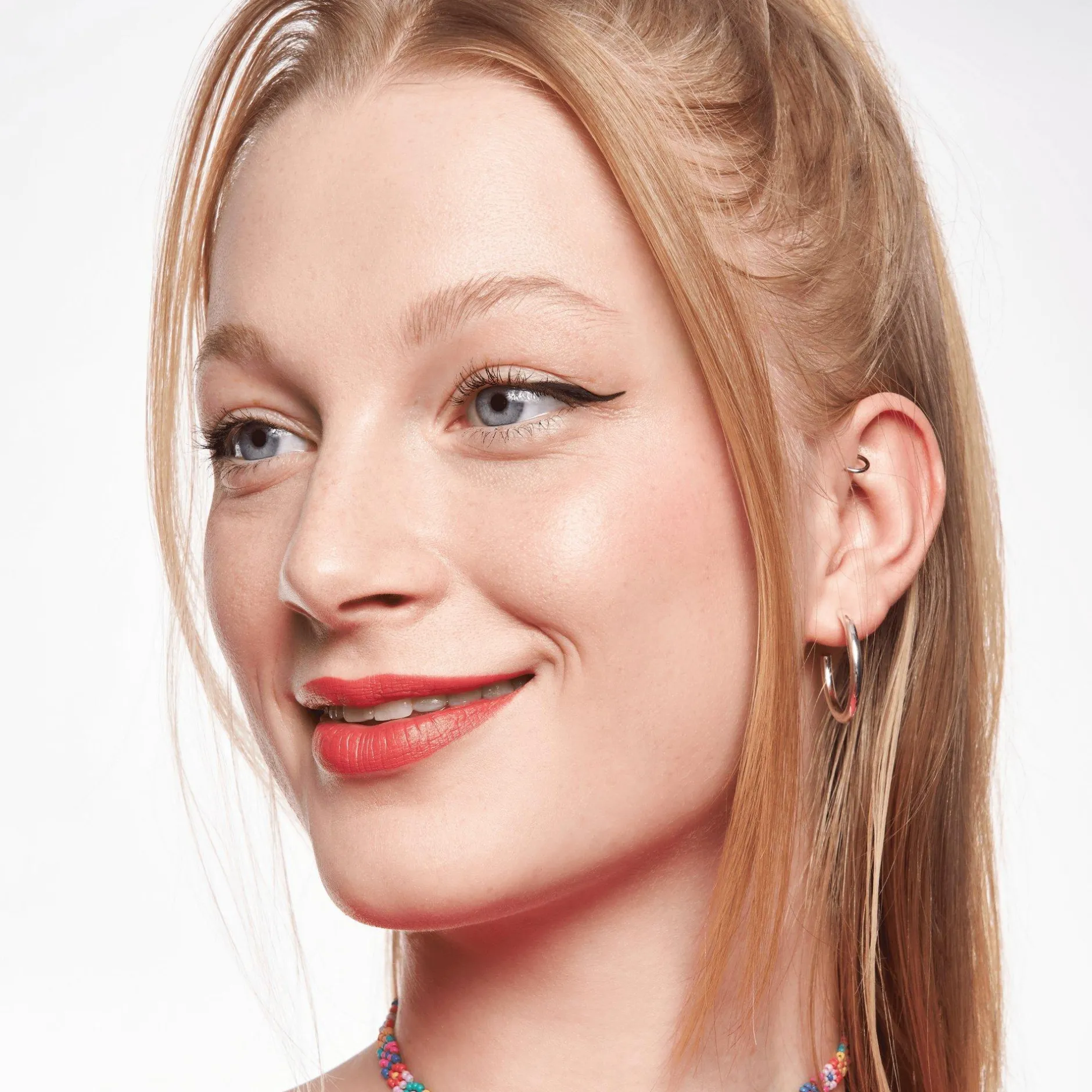 Lipliner^essence soft & precise LIP PENSEEL 207 - My Passion