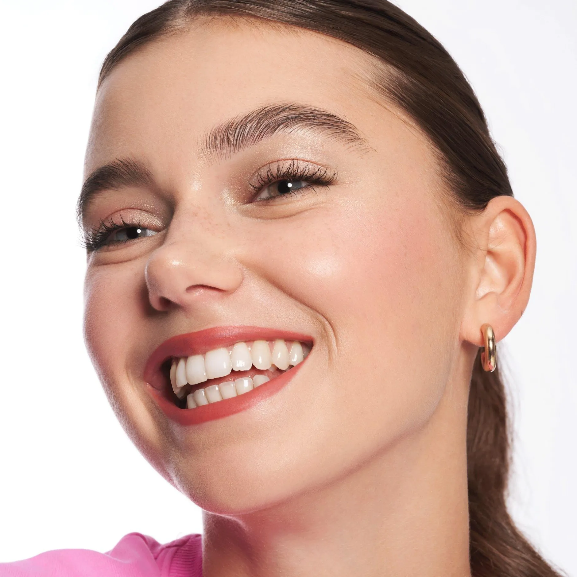 Lipliner^essence soft & precise LIP PENSEEL 02 - happy