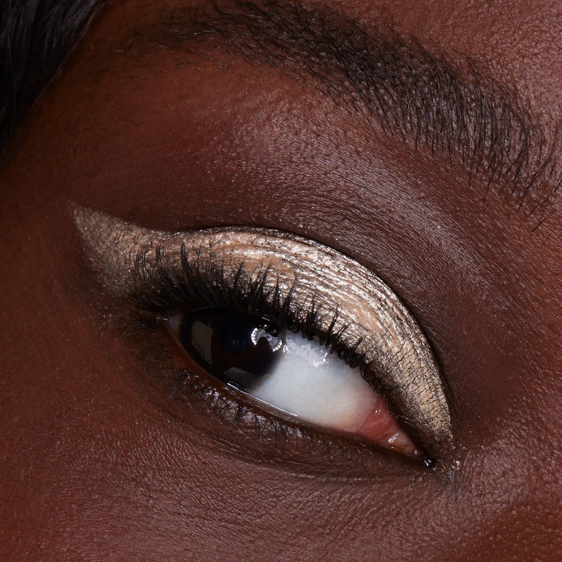 Oogschaduw^essence soft touch eyeshadow 07 - Bubbly Champagne