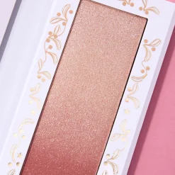 Blush^essence xmas KISSES blush & highlighter duo